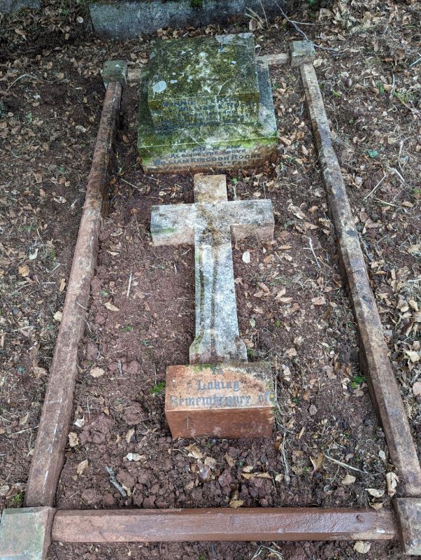 The Roche Grave